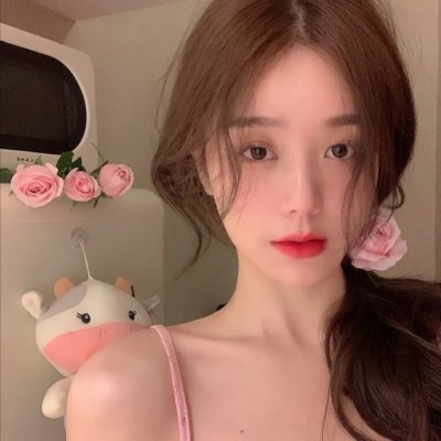 披荆斩棘的靓女